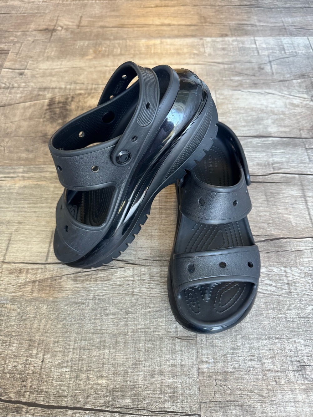 CROCS Women's Black Platform Sandal